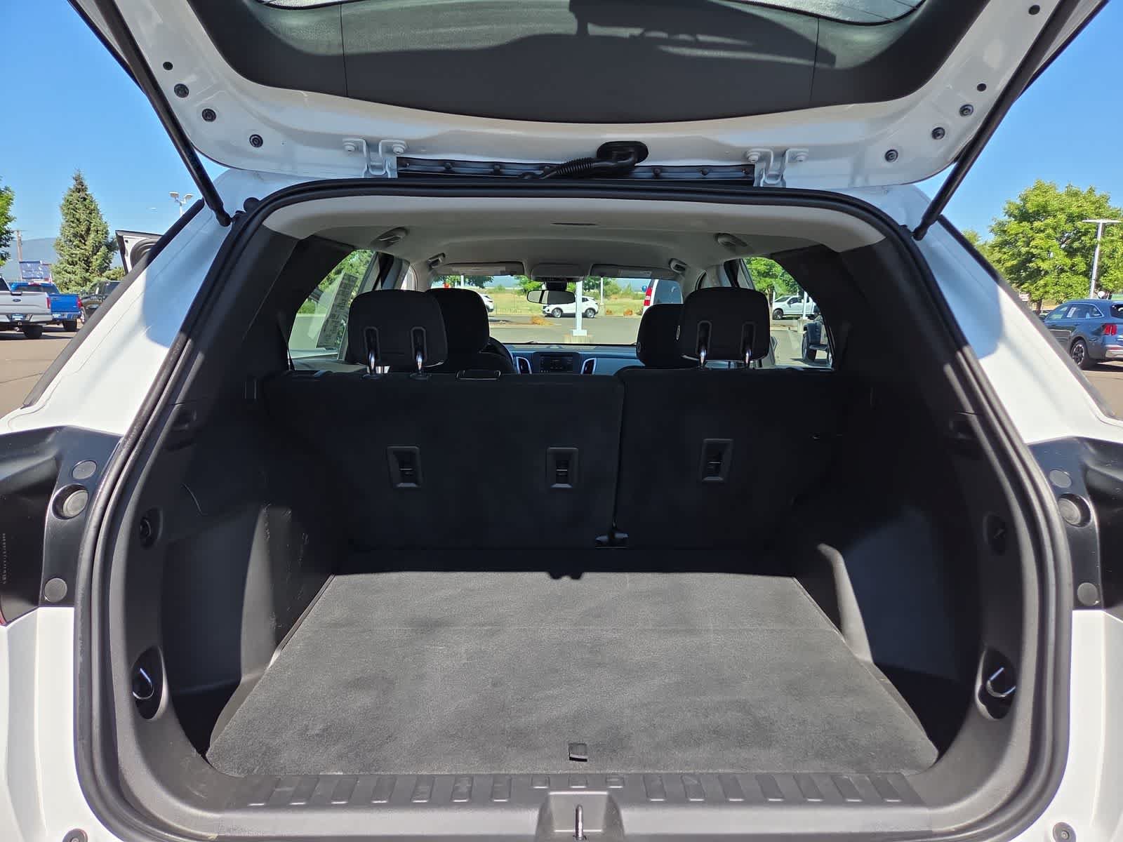 Used 2020 Chevrolet Equinox LS FWD image 27