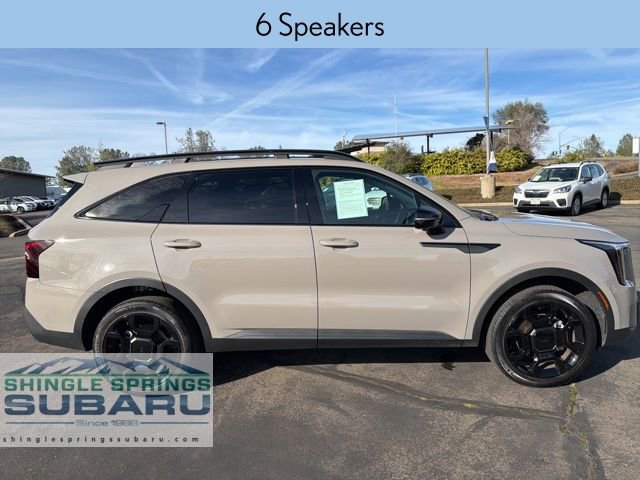 Used 2025 Kia Sorento SX image 3