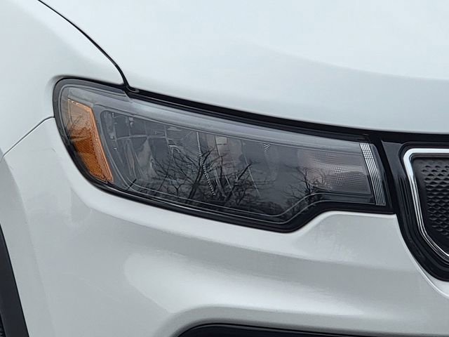 Certified 2022 Jeep Compass Limited image 16