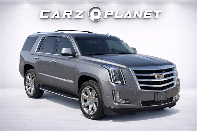Used 2020 Cadillac Escalade Premium Luxury AWD/4WD image 1