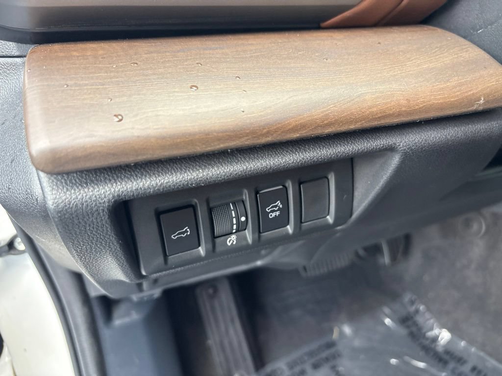 Certified 2021 Subaru Outback Touring AWD/4WD image 21
