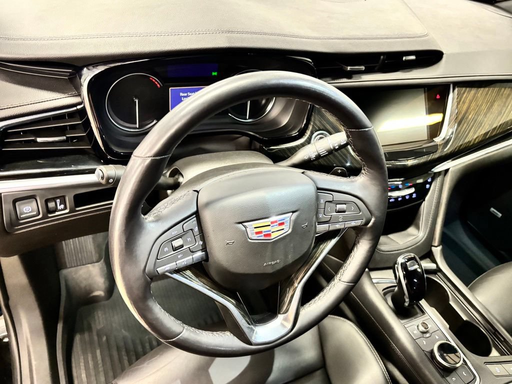 Used 2022 Cadillac XT6 Premium Luxury FWD image 16