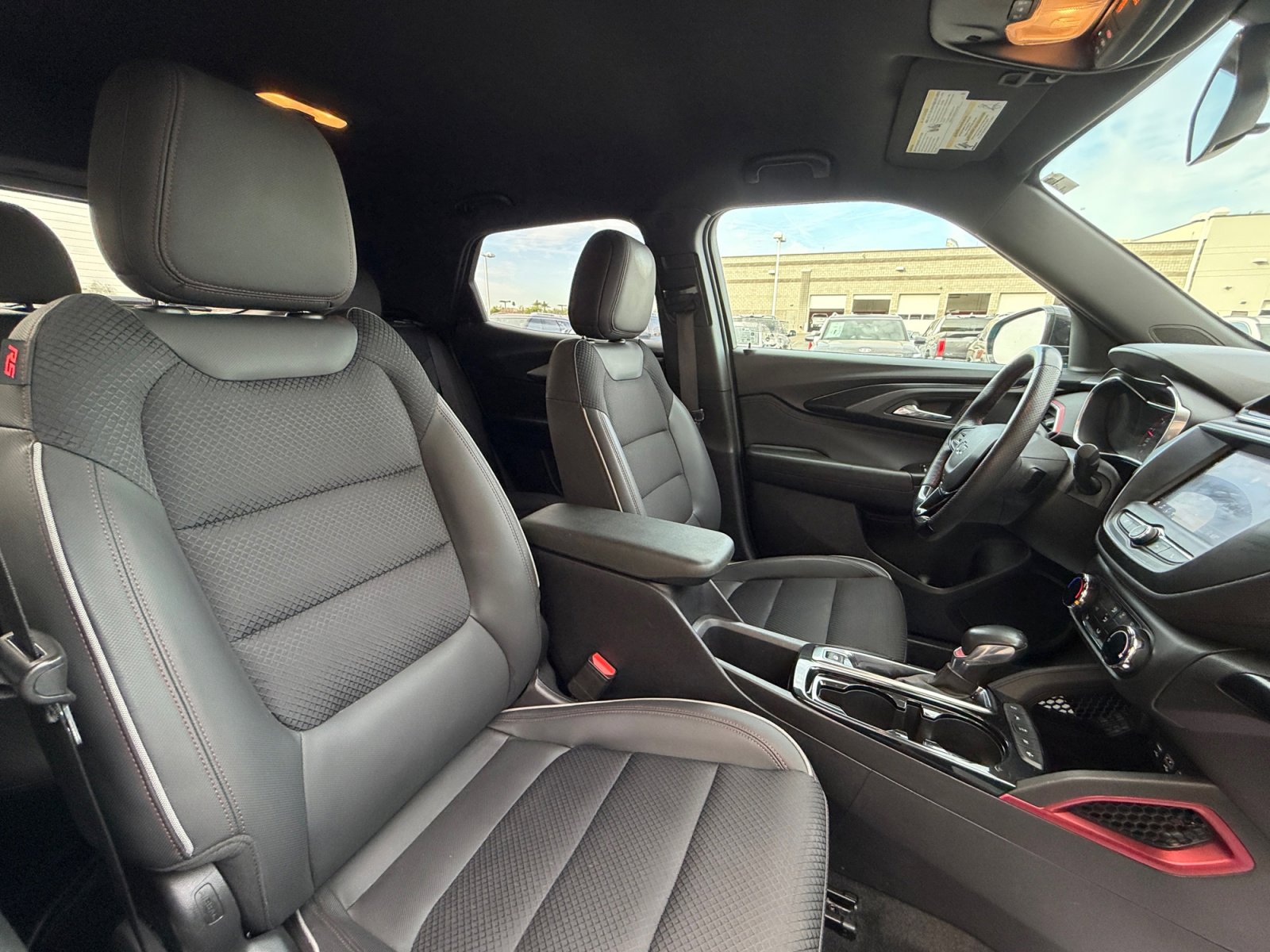 Used 2022 Chevrolet TrailBlazer RS image 19