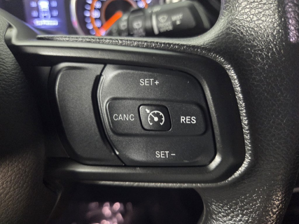 Used 2022 Jeep Wrangler Sport AWD/4WD image 20