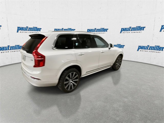 Used 2023 Volvo XC90 B5 Plus image 11
