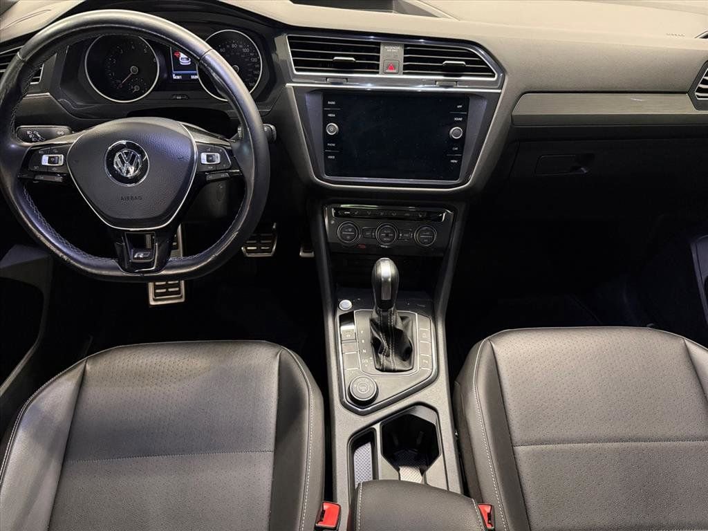 Used 2021 Volkswagen Tiguan SE R-Line w/ 3rd Row Seat Package image 13