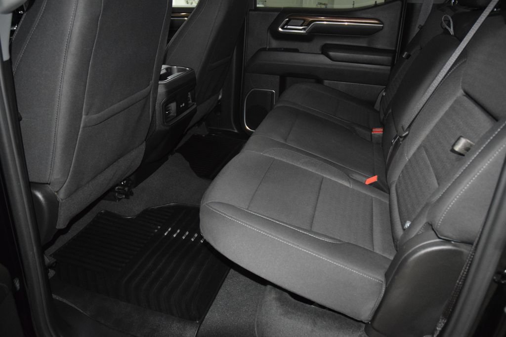 Used 2024 Chevrolet Silverado 1500 LT AWD/4WD image 41