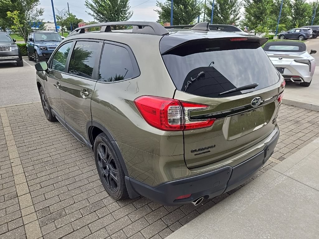 Used 2023 Subaru Ascent Onyx Edition AWD/4WD image 7
