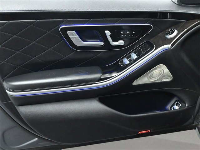 Used 2022 Mercedes-Benz S 580 4MATIC Sedan w/ 3D Technology Package image 9