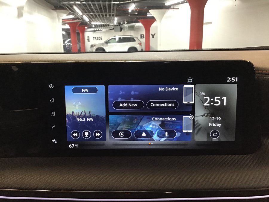 Used 2025 Nissan Kicks SR AWD/4WD image 22