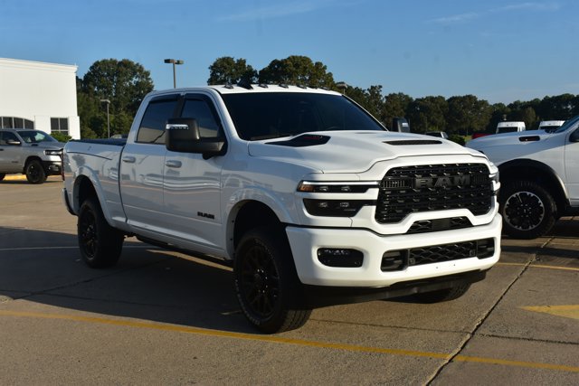 Used 2025 RAM 2500 Limited AWD/4WD image 3