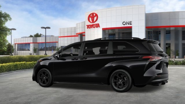 New 2026 Toyota Sienna XLE Woodland Edition AWD/4WD image 8