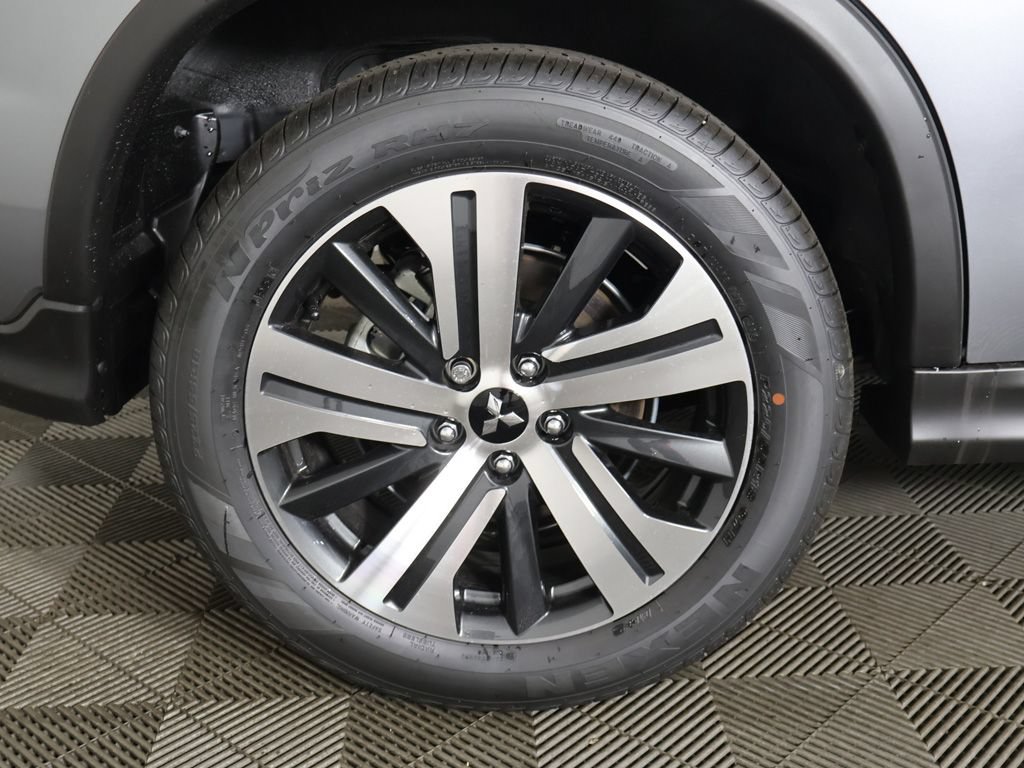 New 2027 Mitsubishi Outlander Sport ES AWD/4WD image 17