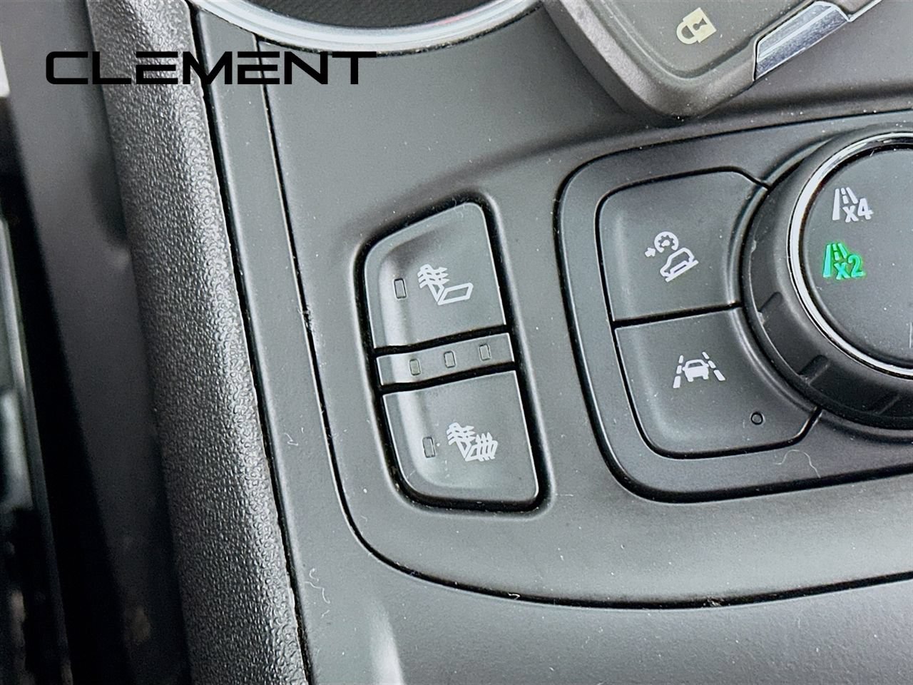 Used 2022 GMC Terrain SLE w/ Driver Convenience Package AWD/4WD image 23