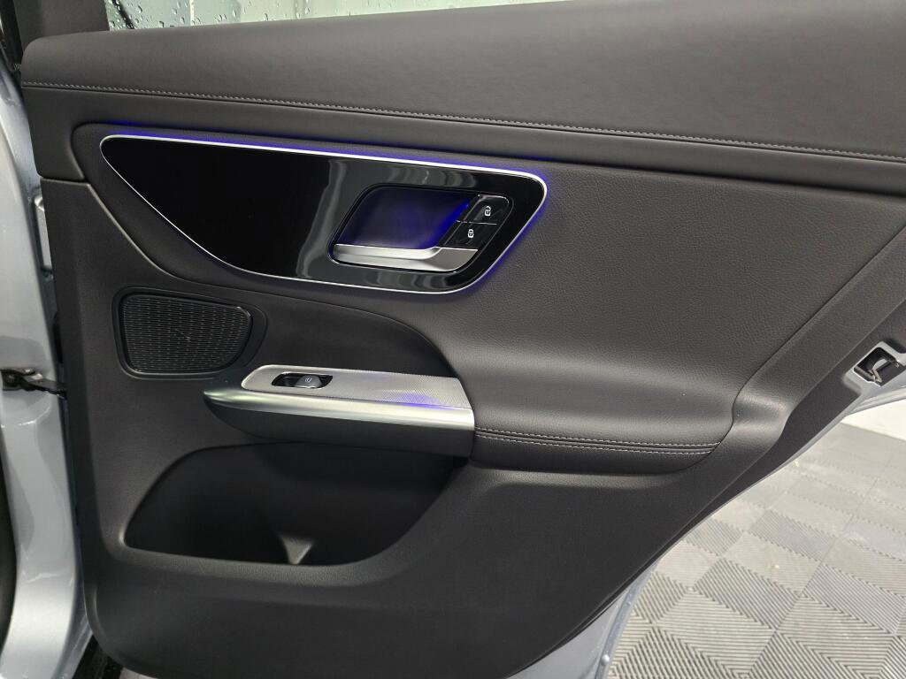 New 2026 Mercedes-Benz GLC 300 4MATIC image 24