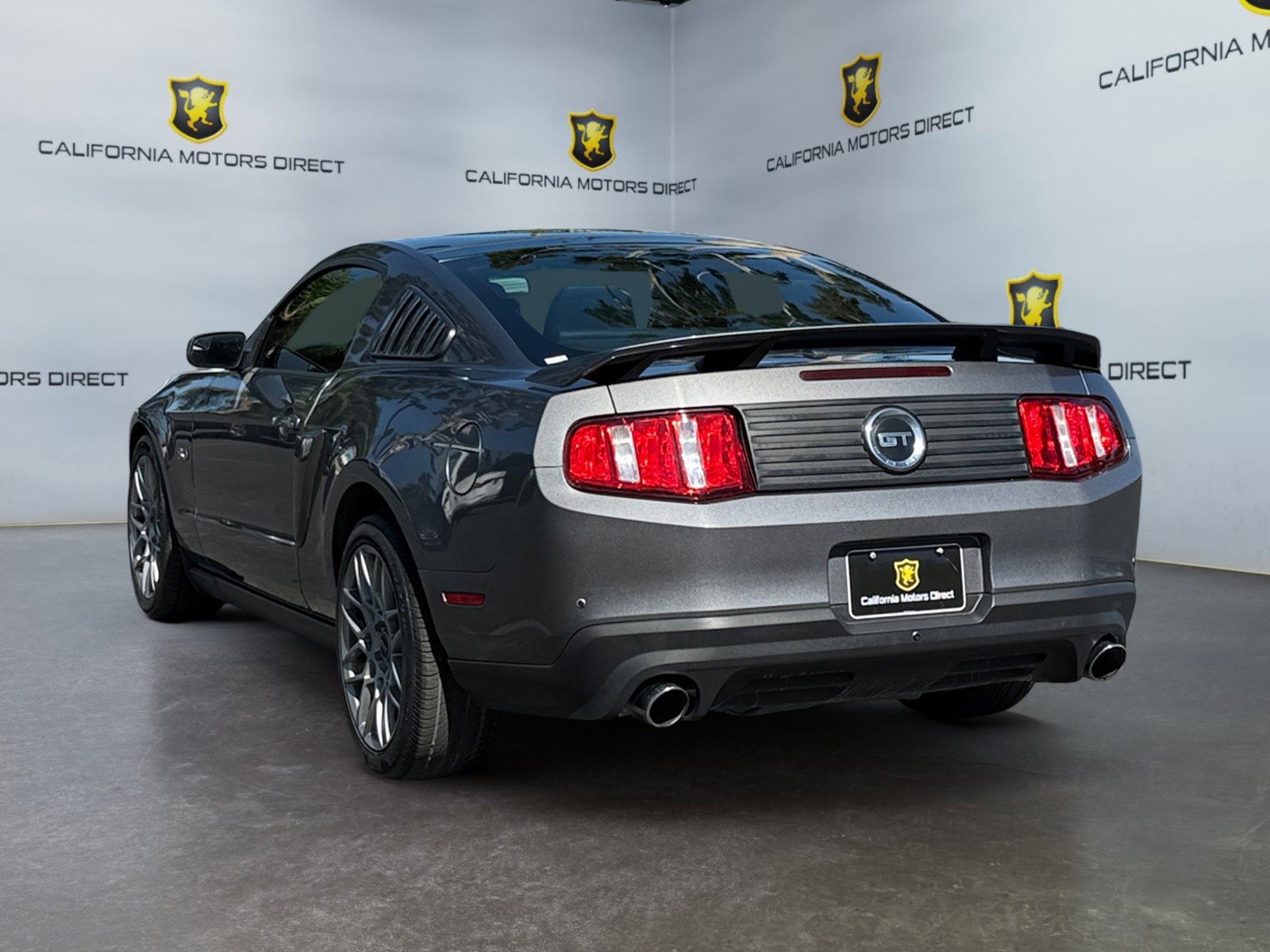 Used 2012 Ford Mustang GT Premium w/ GT Coupe Accessory Pkg 5 image 3