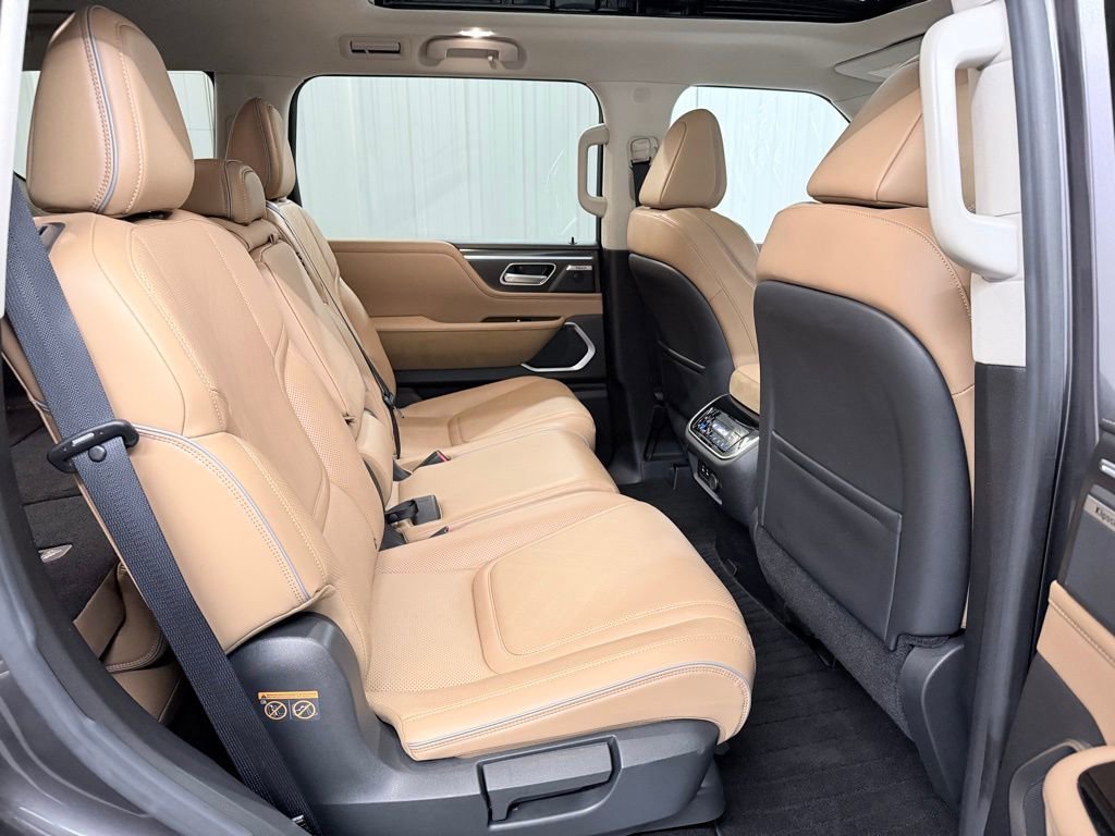 Certified 2025 INFINITI QX80 Luxe image 42