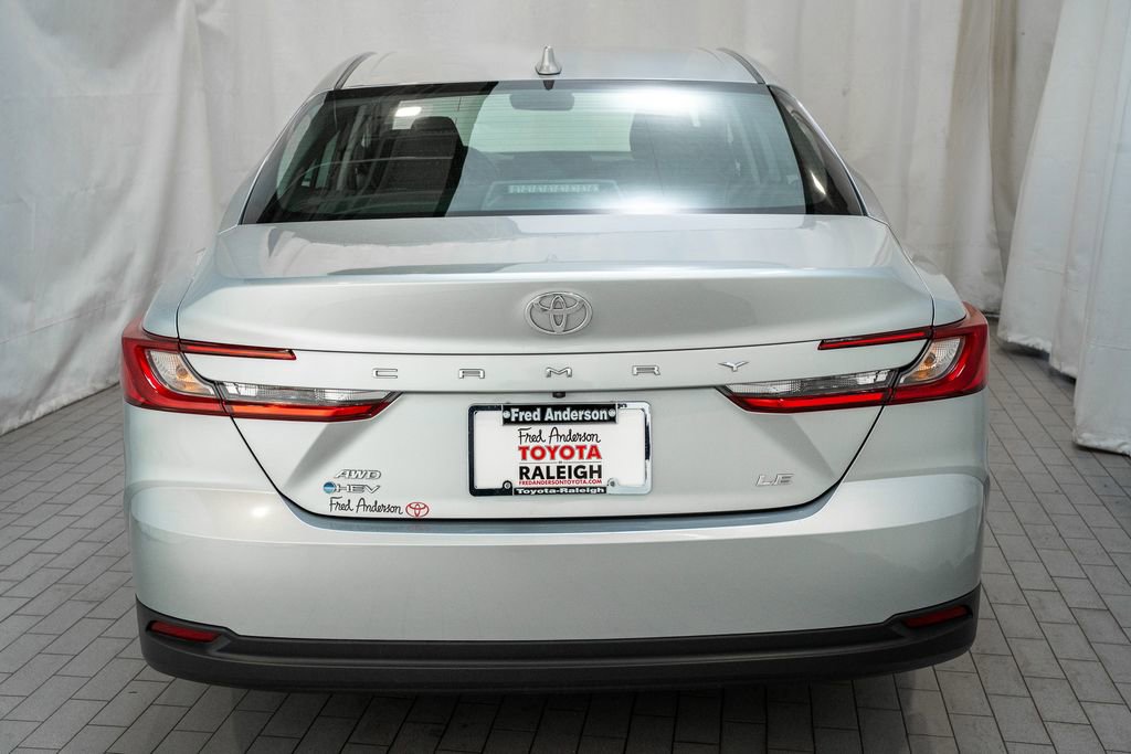 Used 2025 Toyota Camry LE w/ Convenience Package image 4