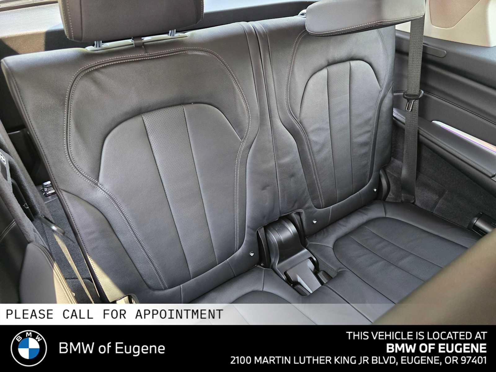 Used 2019 BMW X7 xDrive40i w/ Premium Package AWD/4WD image 16