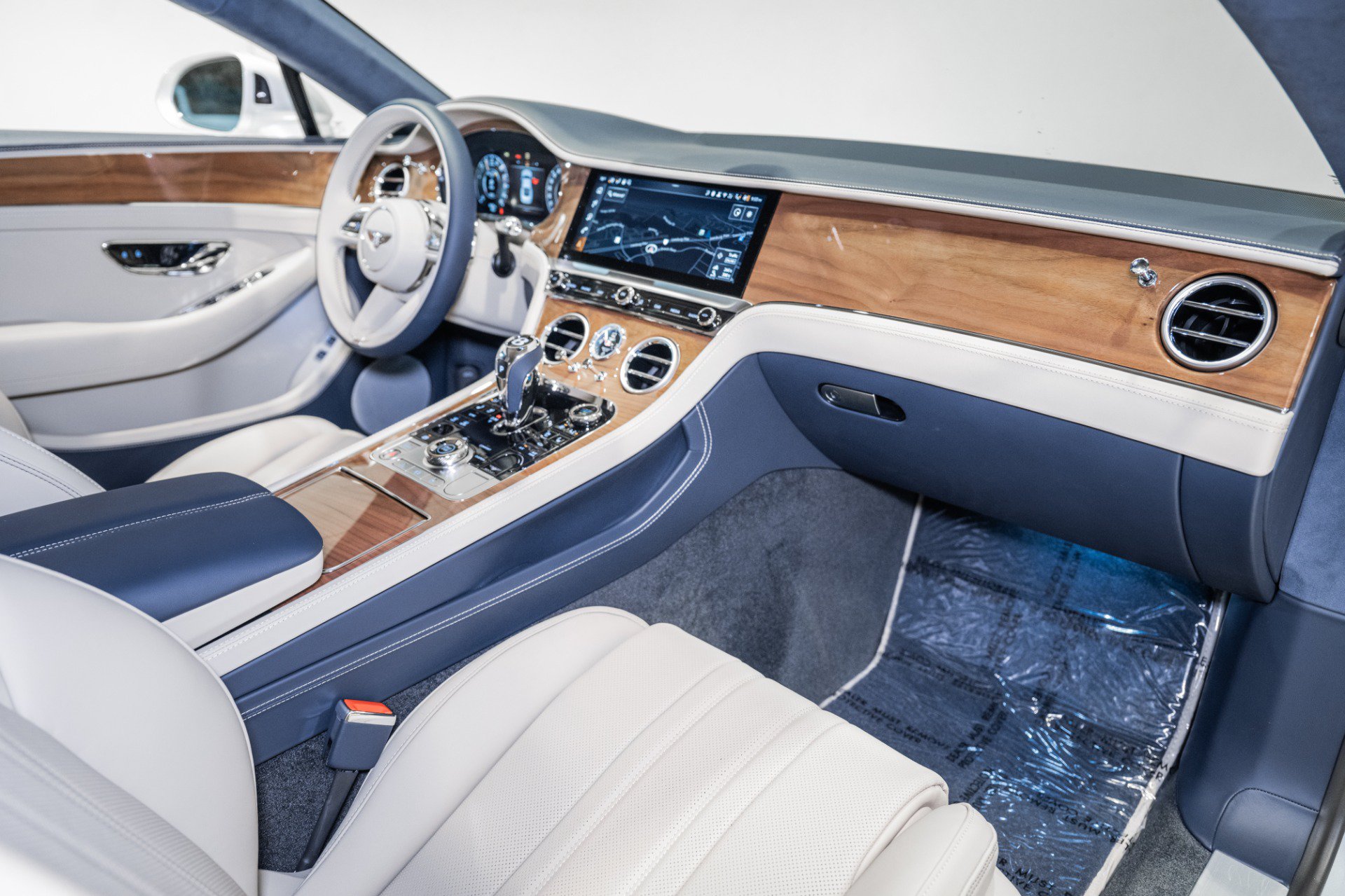 New 2026 Bentley Continental GT AWD/4WD image 4