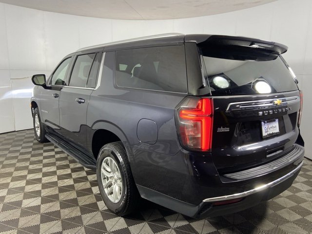 Used 2024 Chevrolet Suburban LT image 7