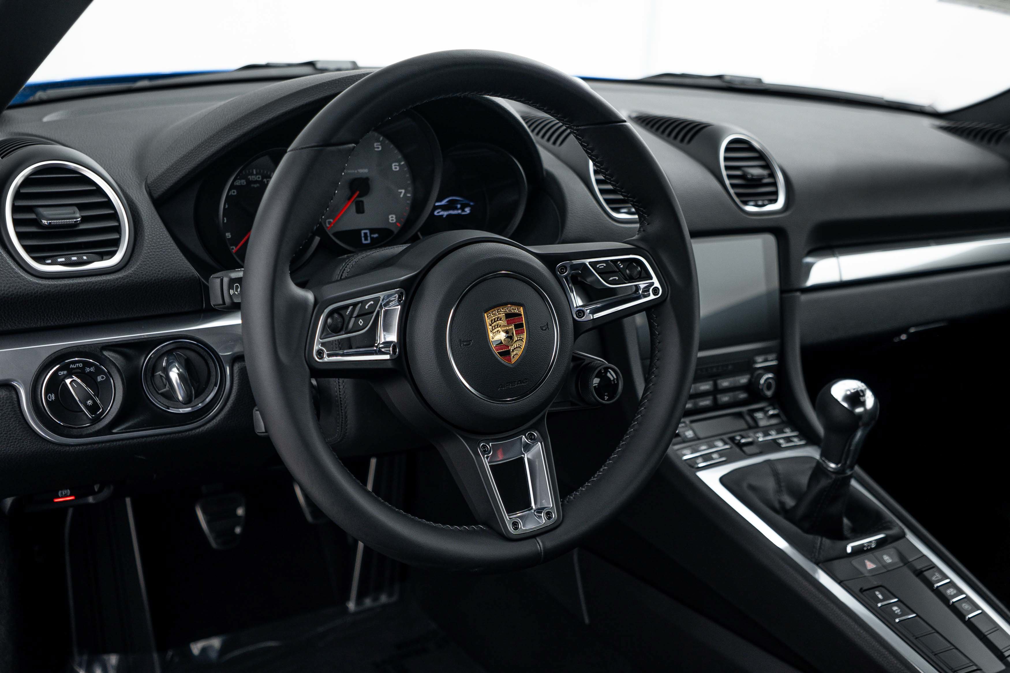 Certified 2025 Porsche 718 Cayman S RWD image 13