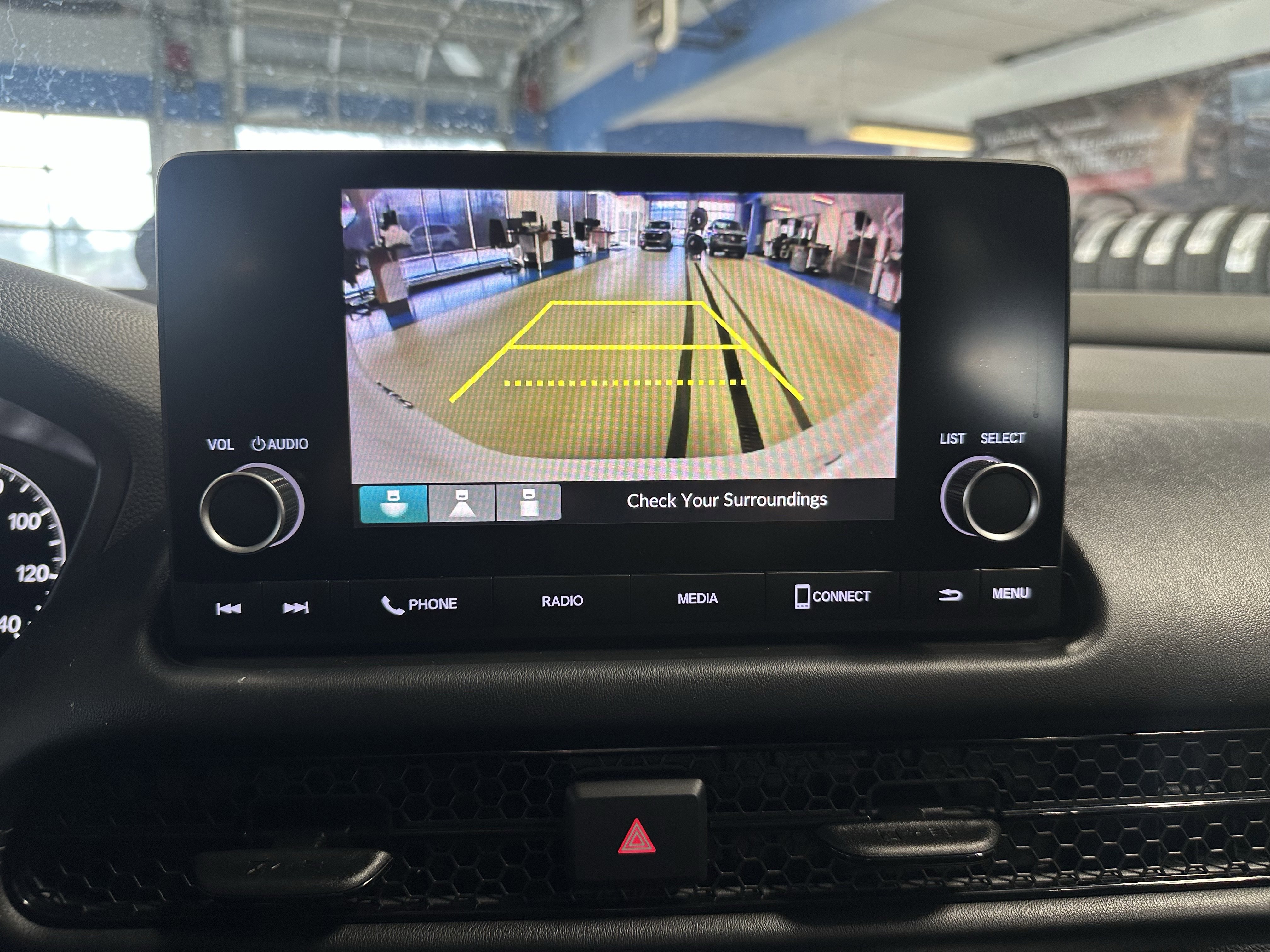 Used 2023 Honda HR-V LX image 12