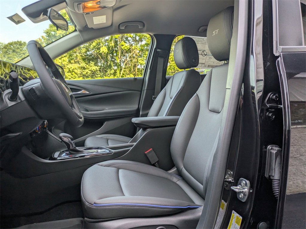 New 2026 Buick Encore GX Sport Touring w/ Advanced Technology Package image 12