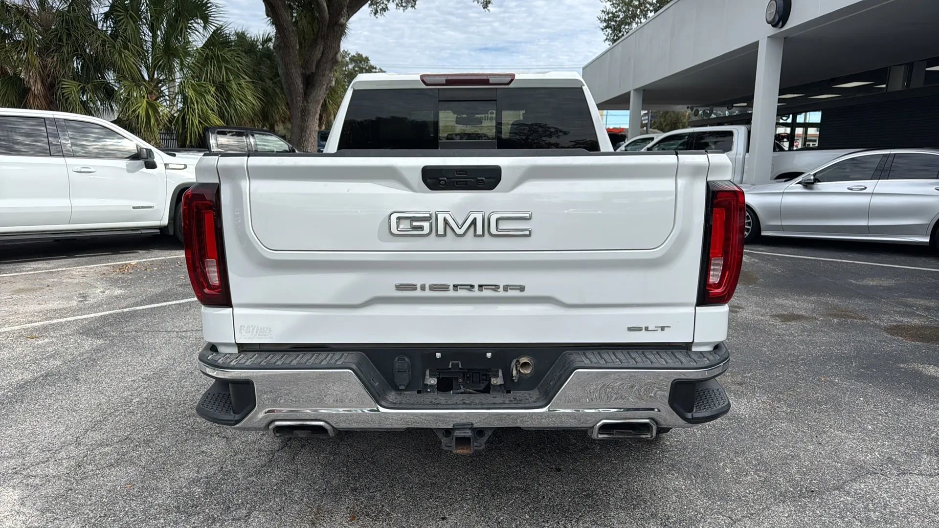 Used 2019 GMC Sierra 1500 SLT w/ SLT Premium Package AWD/4WD image 6