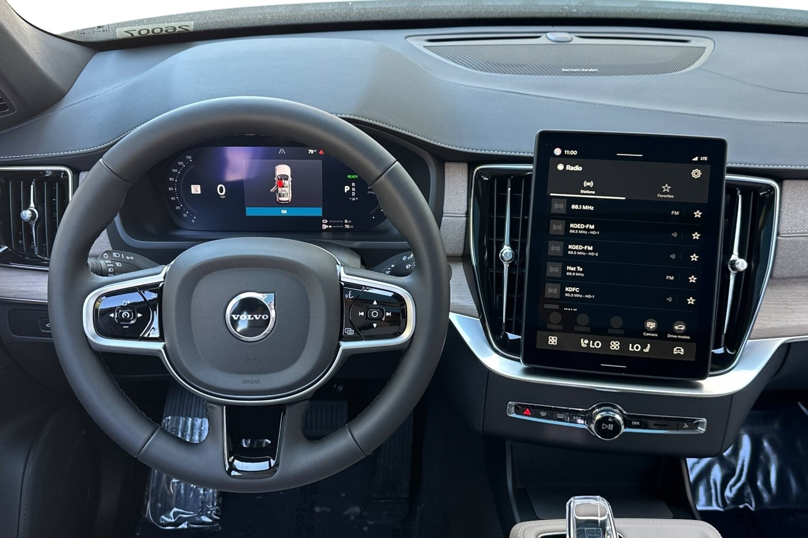 New 2026 Volvo XC90 T8 Plus image 16