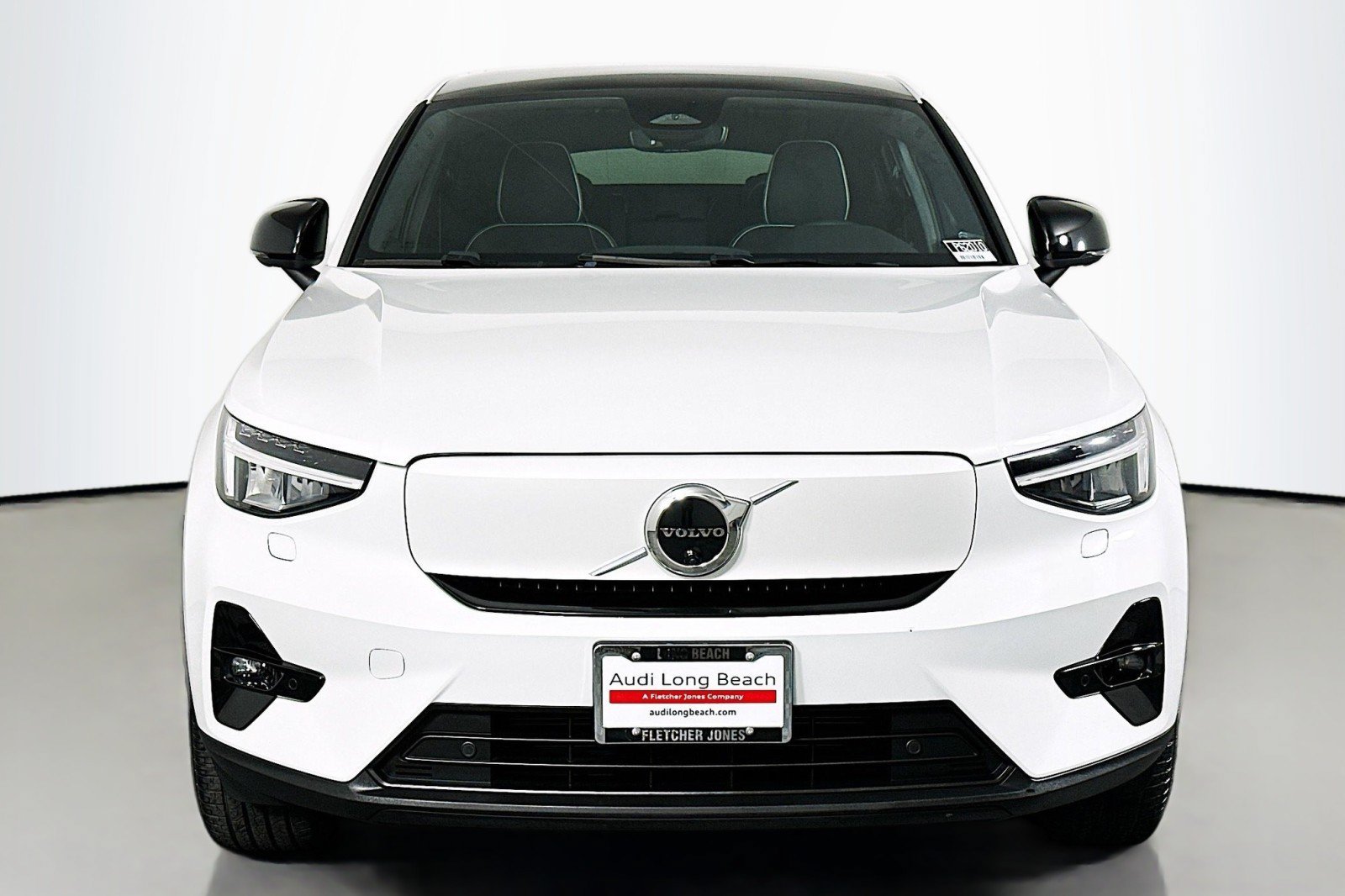 Used 2023 Volvo C40 P8 Recharge Ultimate AWD/4WD image 2