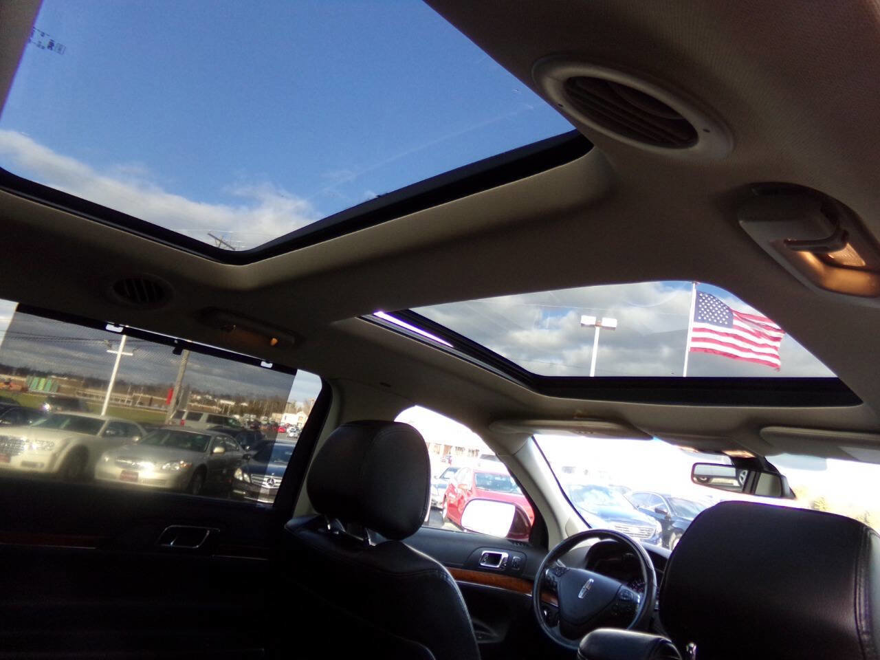 Used 2014 Lincoln MKT AWD w/ Equipment Group 201A image 31