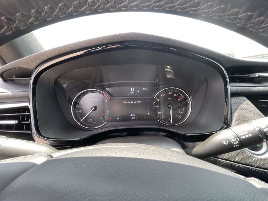 Certified 2024 Cadillac XT6 Luxury FWD image 10