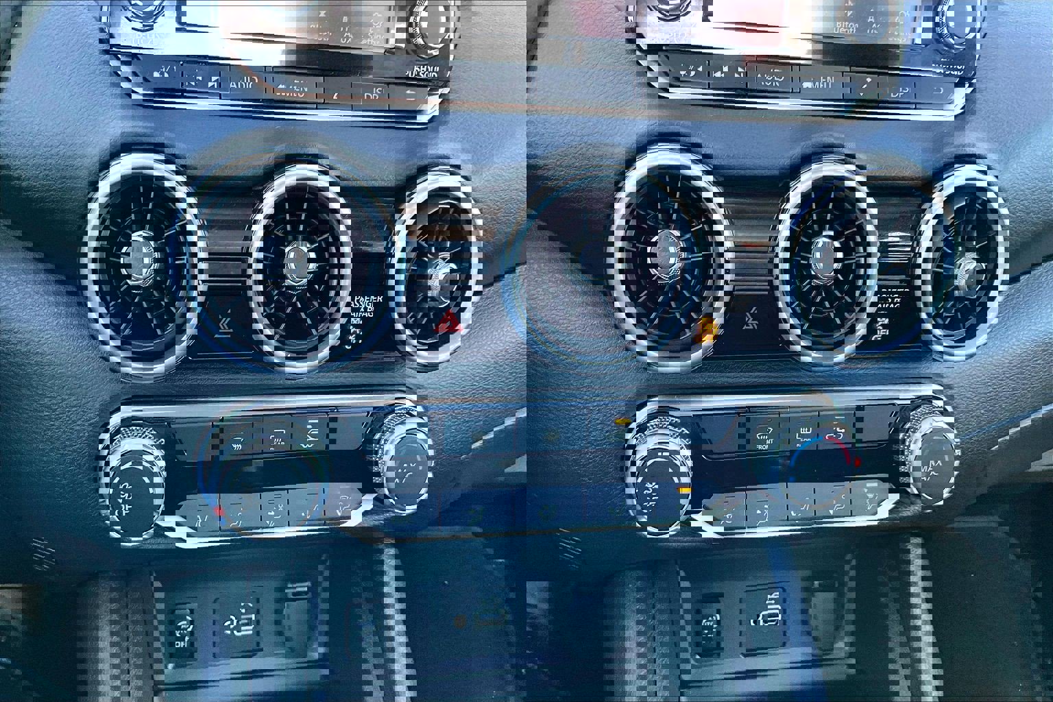 Used 2025 Nissan Sentra S image 15