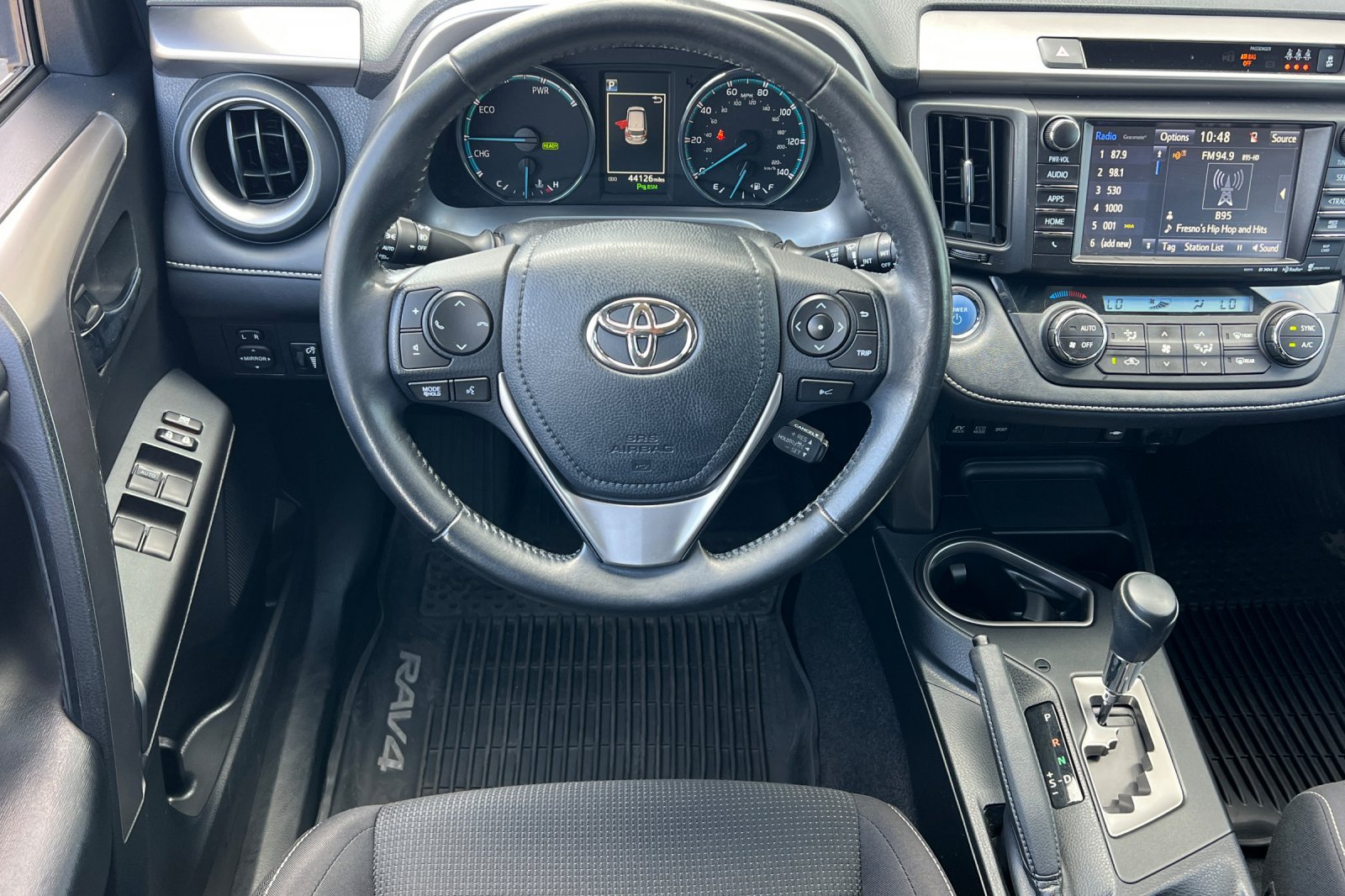 Used 2017 Toyota RAV4 XLE w/ Convenience Package AWD/4WD image 14