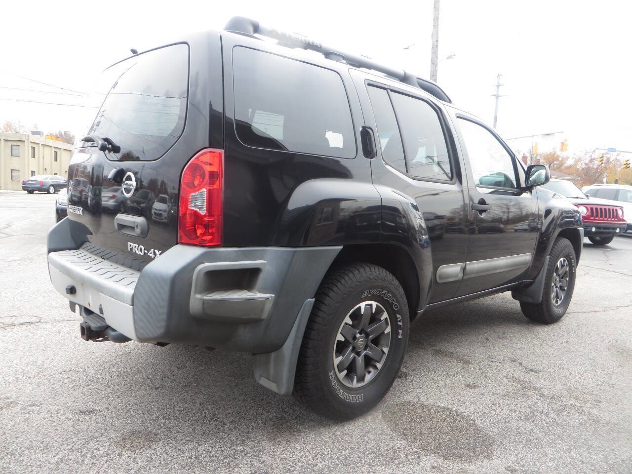 Used 2015 Nissan Xterra PRO-4X w/ Pro-4x Leather Package image 25