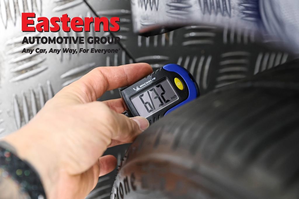 Used 2018 Tesla Model 3 Mid Range image 22