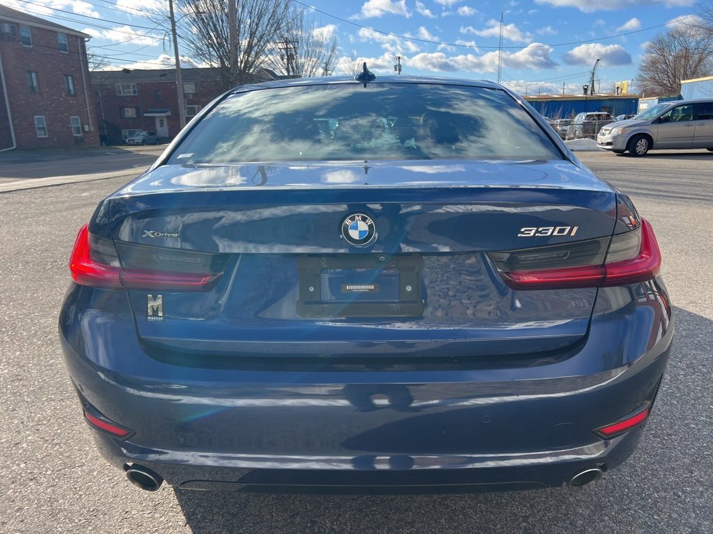 Used 2020 BMW 330i xDrive Sedan w/ Convenience Package image 3