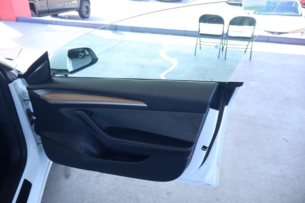 Used 2023 Tesla Model 3 Standard Range RWD image 31