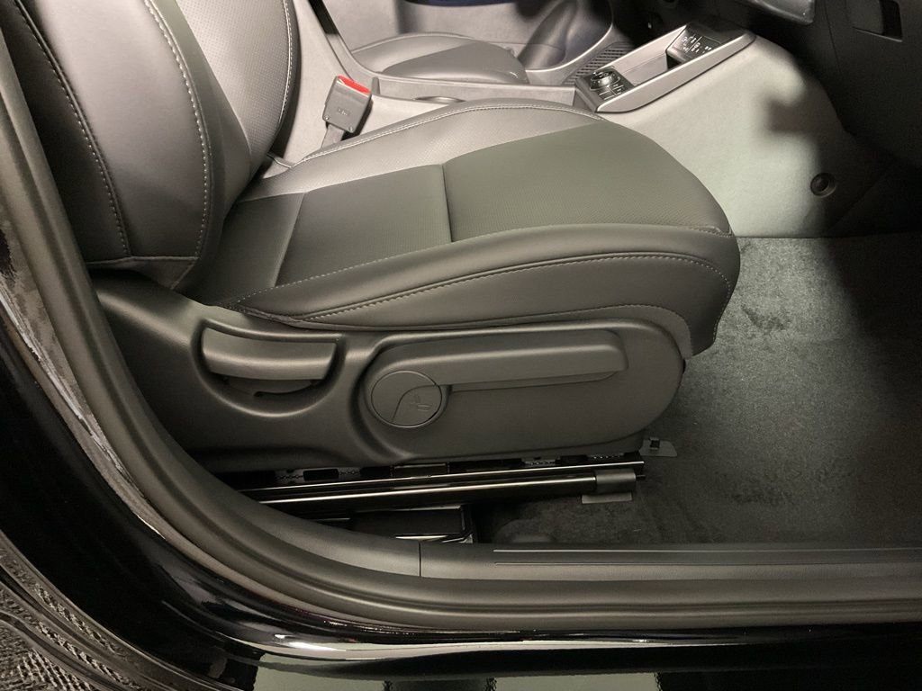 New 2026 Hyundai Kona SEL Premium AWD/4WD image 37
