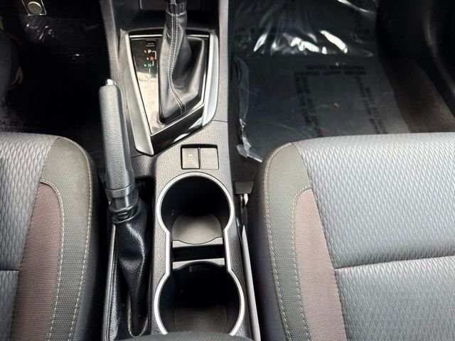 Used 2017 Toyota Corolla LE w/ Carpet Mat Package (TMS) FWD image 13