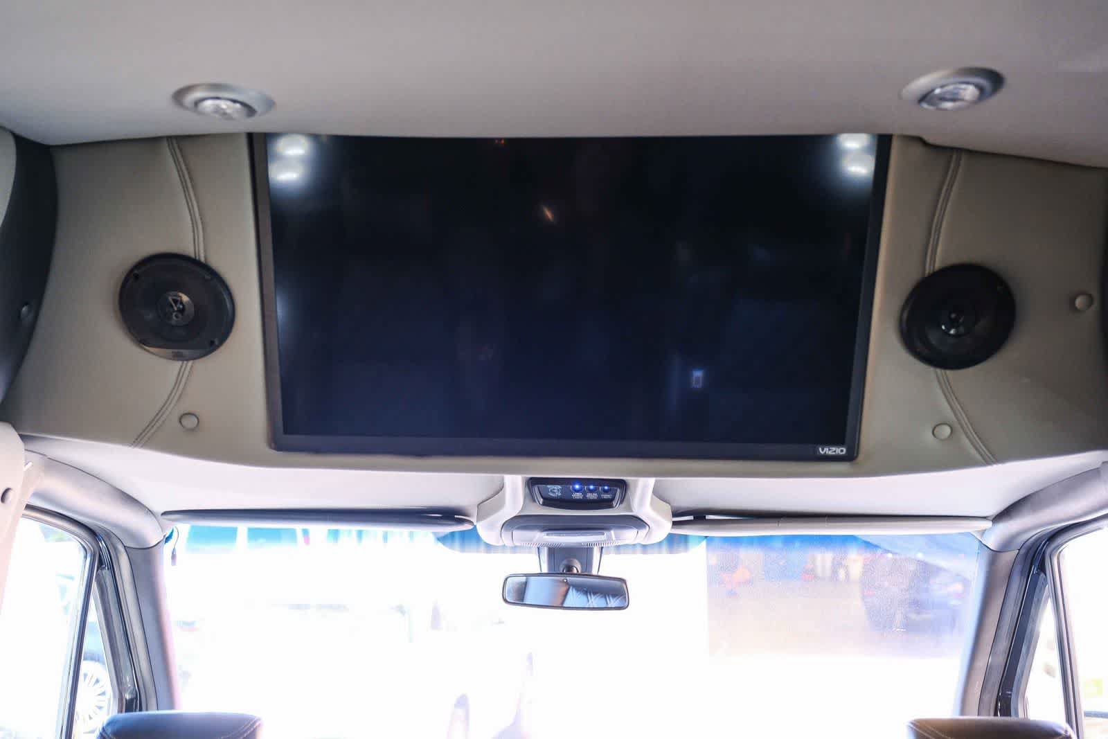Used 2020 Mercedes-Benz Sprinter 3500 w/ Windows All Around Package image 29