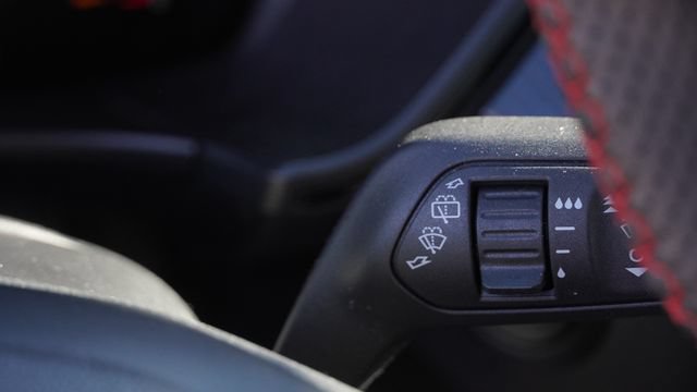 Used 2025 Ford Escape ST-Line AWD/4WD image 30
