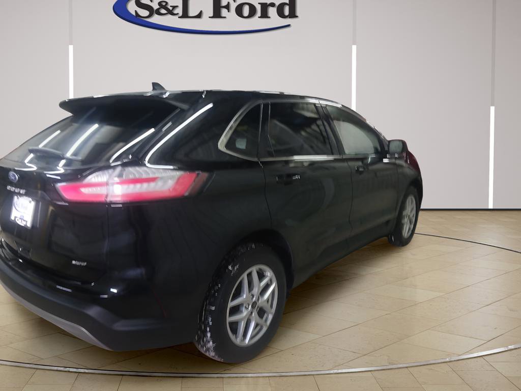 Used 2024 Ford Edge SEL image 6