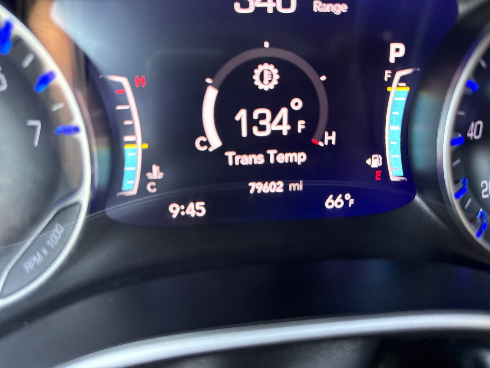 Used 2025 Chrysler Voyager LX FWD image 16