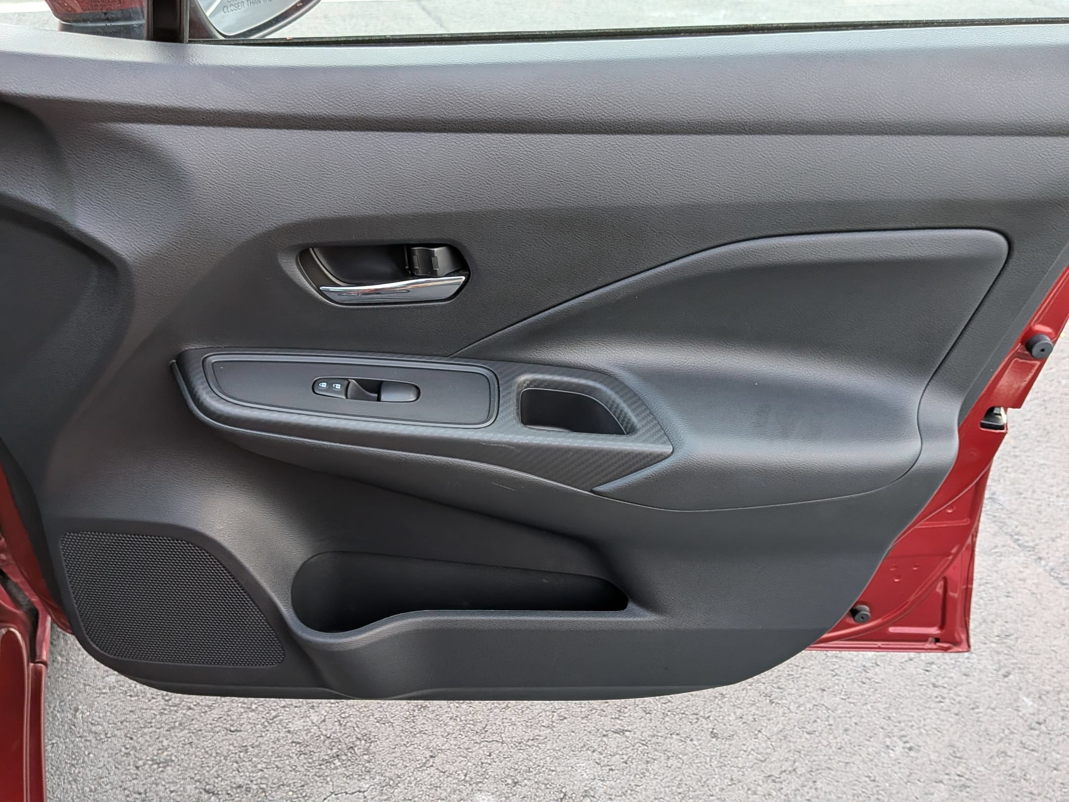 Used 2024 Nissan Versa SV FWD image 31