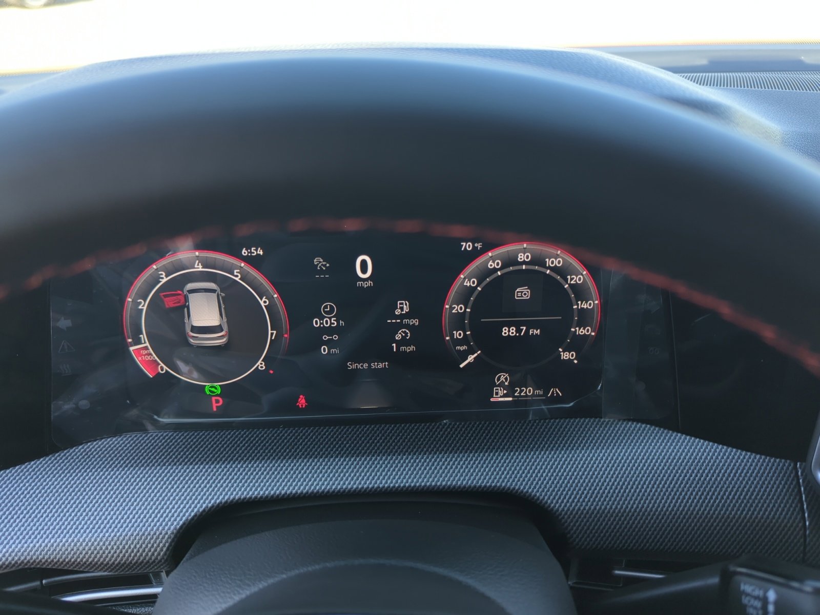 New 2026 Volkswagen Golf SE FWD image 10