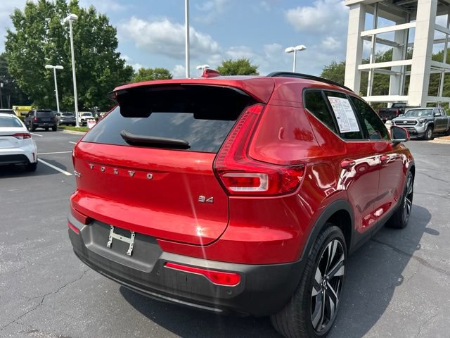 Used 2023 Volvo XC40 B4 Ultimate w/ Protection Package Premier FWD image 7