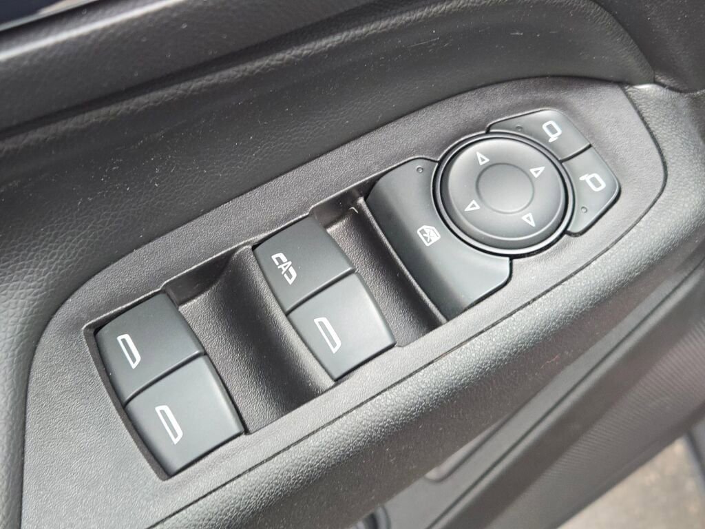 Used 2019 Chevrolet Equinox Premier image 21