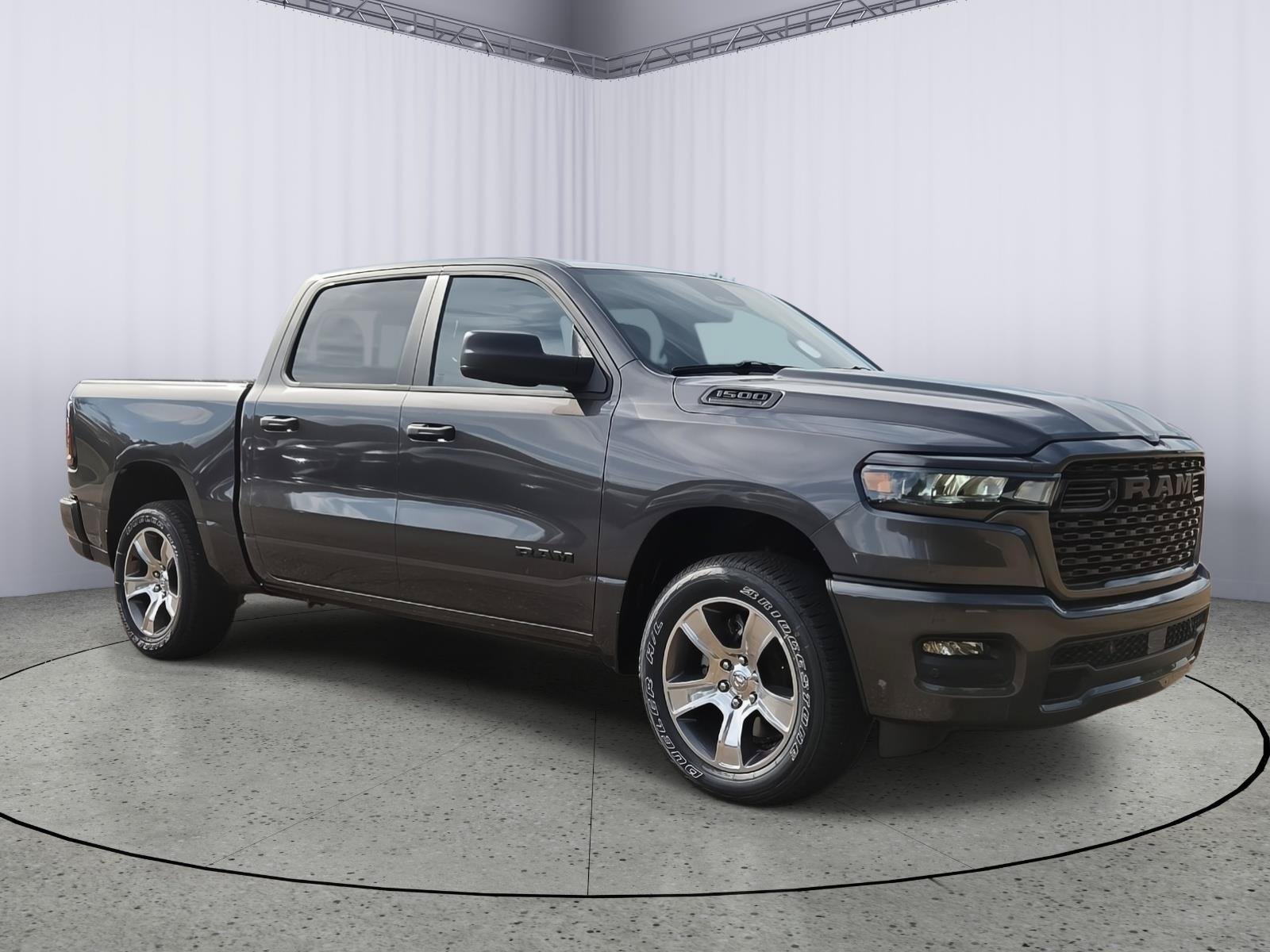 New 2026 RAM 1500 Express AWD/4WD image 2